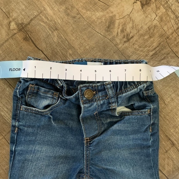 Toddler Old Navy Straight‎ Blue Jeans with Elastic Waist - Picture 6 of 8